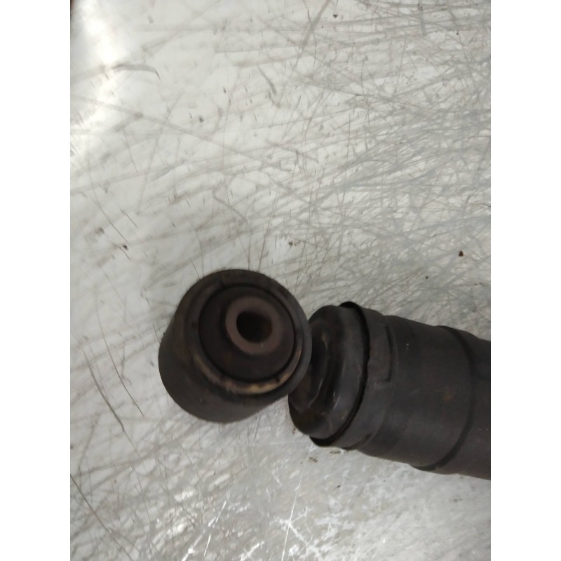 Recambio de amortiguador trasero para opel combo (corsa c) 1.7 16v cdti referencia OEM IAM   