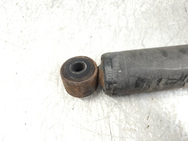 Recambio de amortiguador trasero para opel frontera a sport soft top referencia OEM IAM   