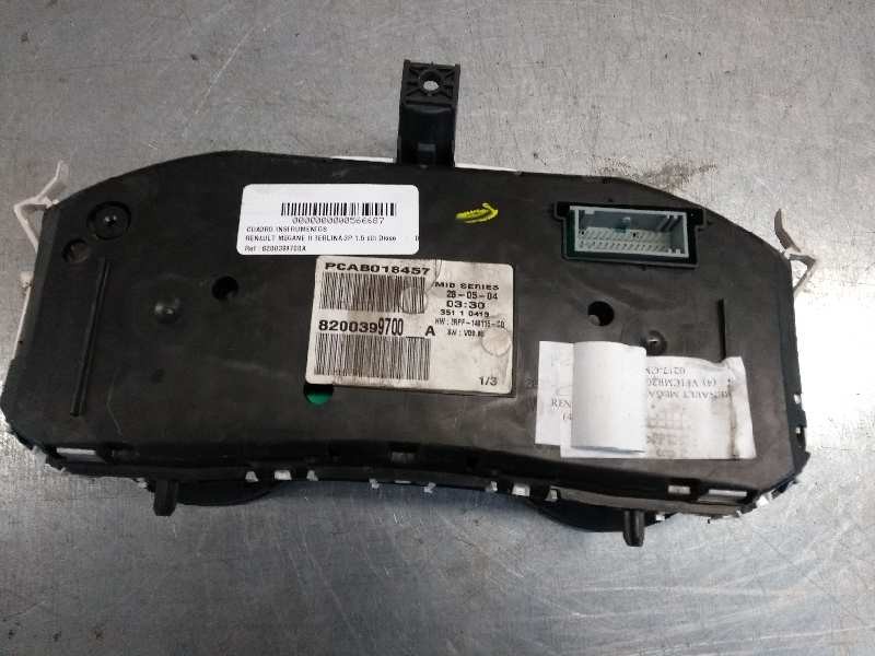 Recambio de cuadro instrumentos para renault megane ii berlina 3p 1.5 dci diesel referencia OEM IAM 8200399700A  