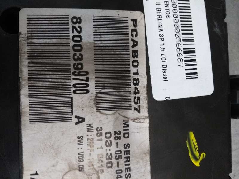 Recambio de cuadro instrumentos para renault megane ii berlina 3p 1.5 dci diesel referencia OEM IAM 8200399700A  