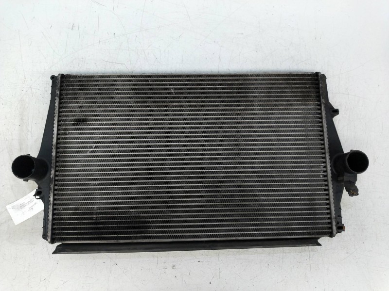 Recambio de intercooler para volvo xc70 d5 tracción total referencia OEM IAM   