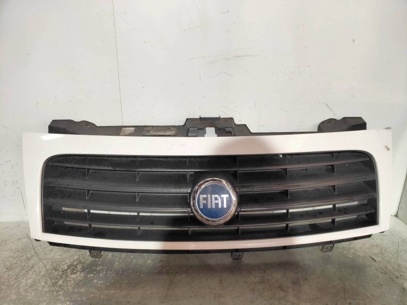 Recambio de rejilla delantera para fiat scudo combi (272) l1h1 120 multijet (5 pl.) referencia OEM IAM   