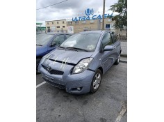 toyota yaris del año 2010