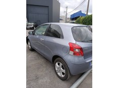 toyota yaris del año 2010 2