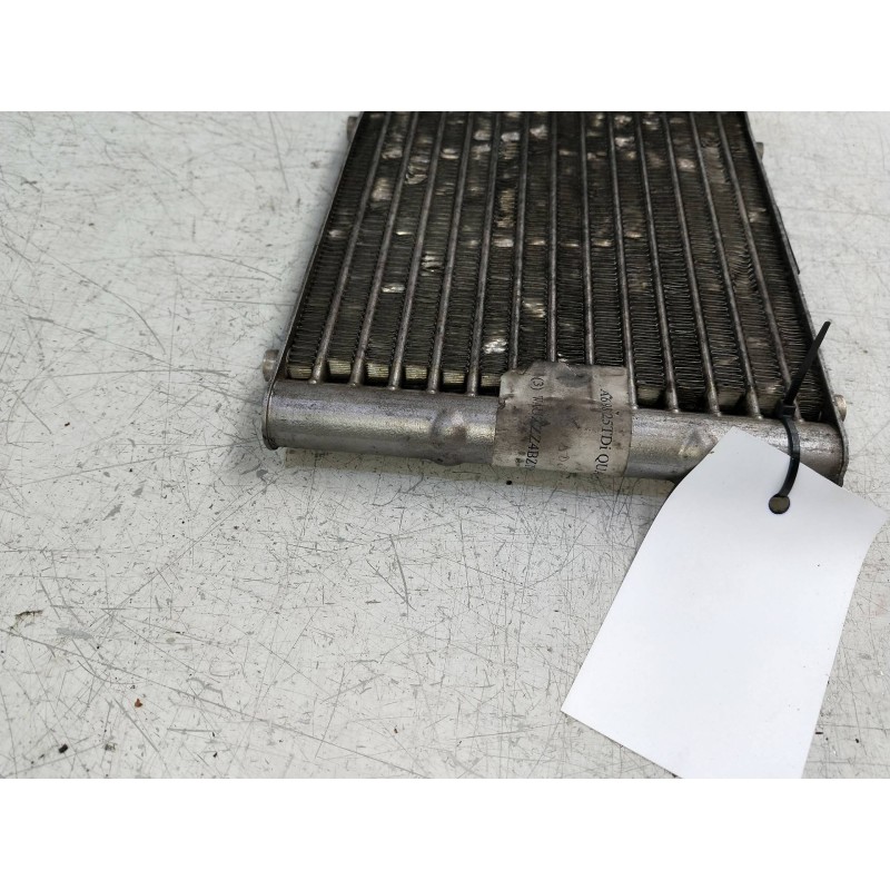 Recambio de radiador aceite para audi a6 berlina (4b2) 2.5 v6 24v tdi referencia OEM IAM 4B0137021C   Recambio de radiador aceite para audi a6 berlina (4b2) 2.5 v6 24v tdi referencia OEM IAM 4B0137021C