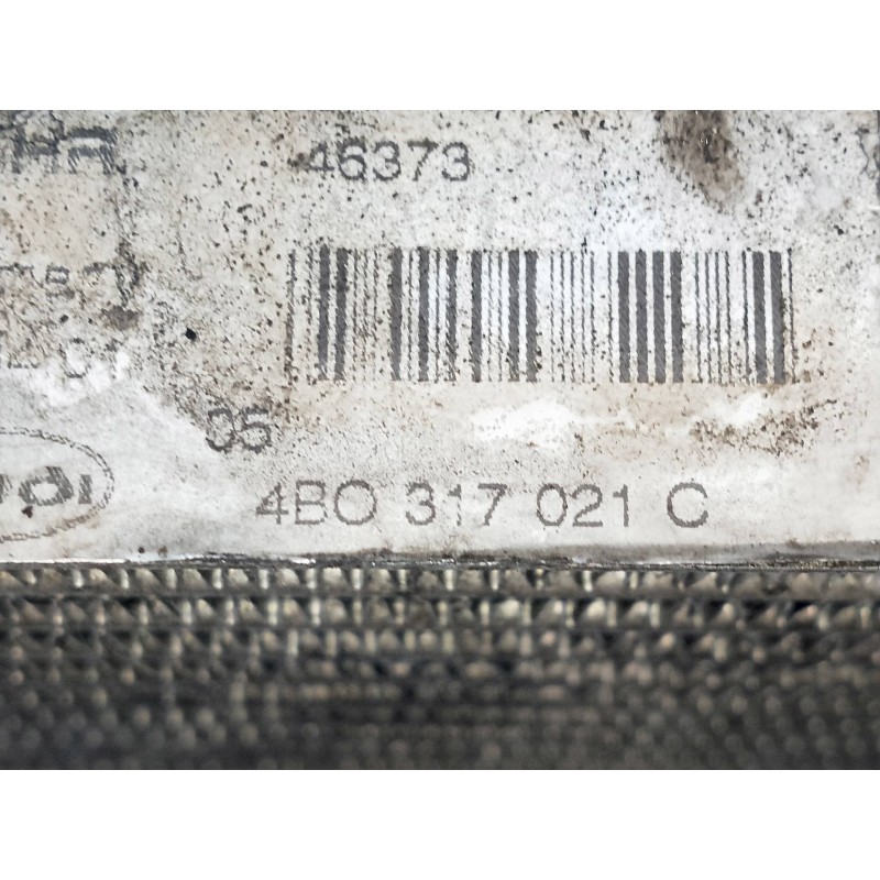Recambio de radiador aceite para audi a6 berlina (4b2) 2.5 v6 24v tdi referencia OEM IAM 4B0137021C   Recambio de radiador aceite para audi a6 berlina (4b2) 2.5 v6 24v tdi referencia OEM IAM 4B0137021C