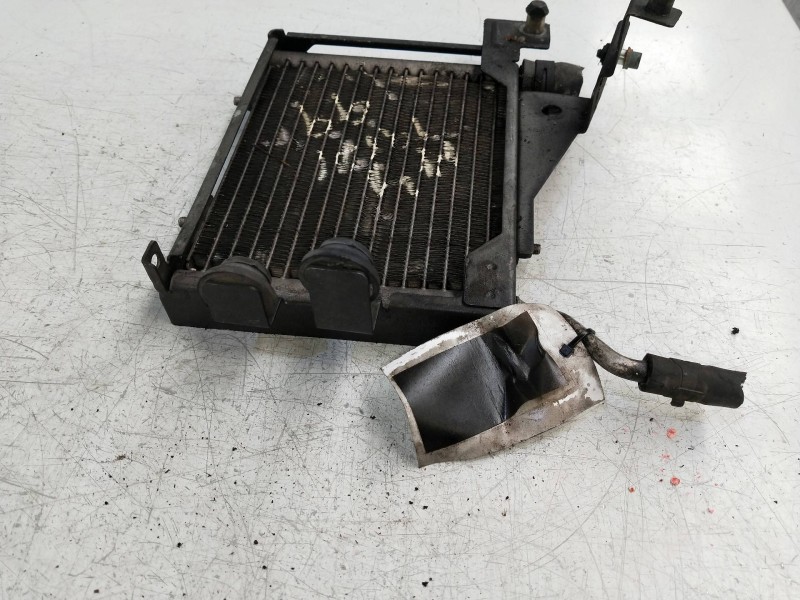 Recambio de radiador aceite para audi s4 avant (b5) referencia OEM IAM 8D0203503A  