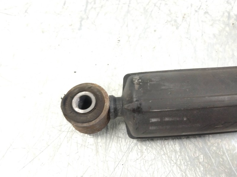 Recambio de amortiguador trasero para opel movano 2.2 dti referencia OEM IAM   