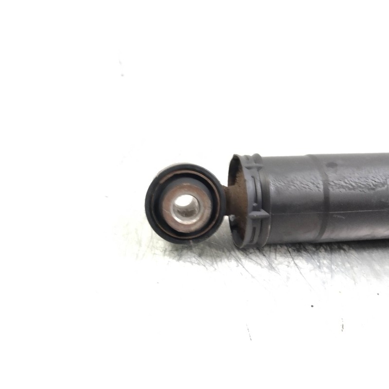 Recambio de amortiguador trasero para opel movano b kasten/combi 2.3 cdti referencia OEM IAM   