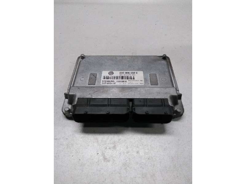 Recambio de centralita motor uce para volkswagen polo (9n1) 1.2 referencia OEM IAM 5WP4012407 03D906032C SIMOS3PD