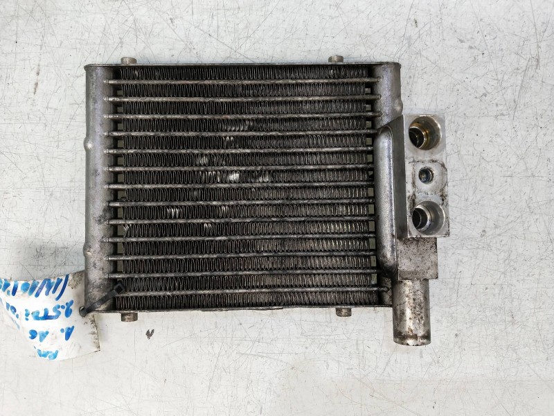 Recambio de radiador aceite para audi a6 avant (4b5) 2.5 v6 24v tdi referencia OEM IAM   