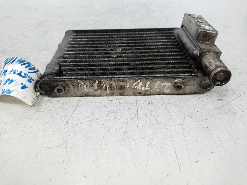 Recambio de radiador aceite para audi a6 avant (4b5) 2.5 v6 24v tdi referencia OEM IAM   