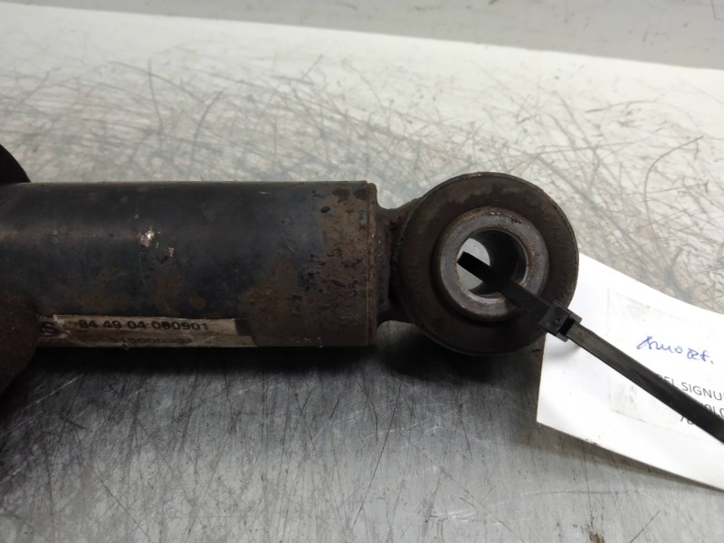 Recambio de amortiguador trasero para opel signum básico referencia OEM IAM 13181986  
