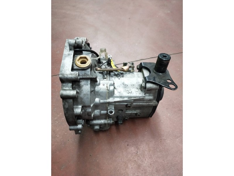 Recambio de caja cambios para volkswagen polo berlina (6n1) 1.6 referencia OEM IAM 48CWV 25104 067914 