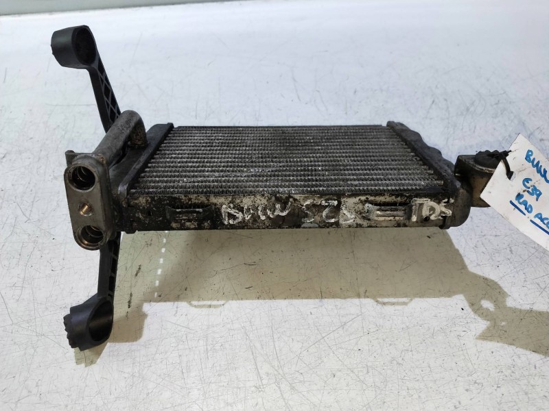 Recambio de radiador aceite para bmw serie 5 berlina (e39) 525tds referencia OEM IAM    Recambio de radiador aceite para bmw serie 5 berlina (e39) 525tds referencia OEM IAM