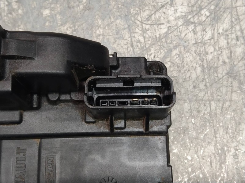 Recambio de motor cierre centralizado delantero derecho para nissan micra (k12e) acenta referencia OEM IAM   5P