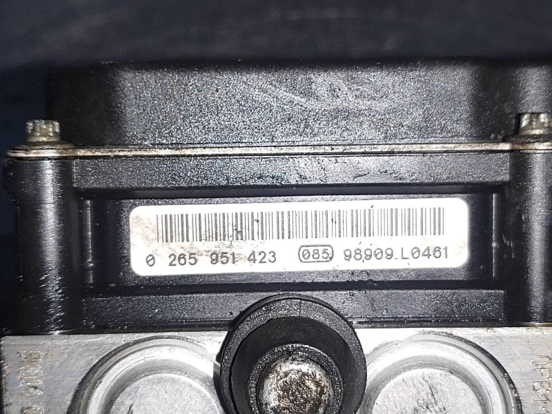 Recambio de abs para kia cee´d sporty wagon active referencia OEM IAM 0265251151 589201H900 0265951423
