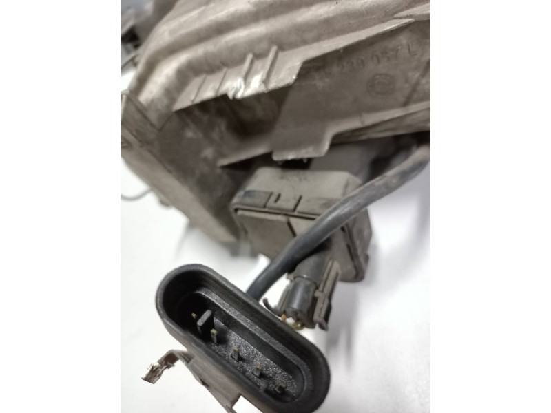 Recambio de faro izquierdo para alfa romeo 155 1.8 cat referencia OEM IAM   