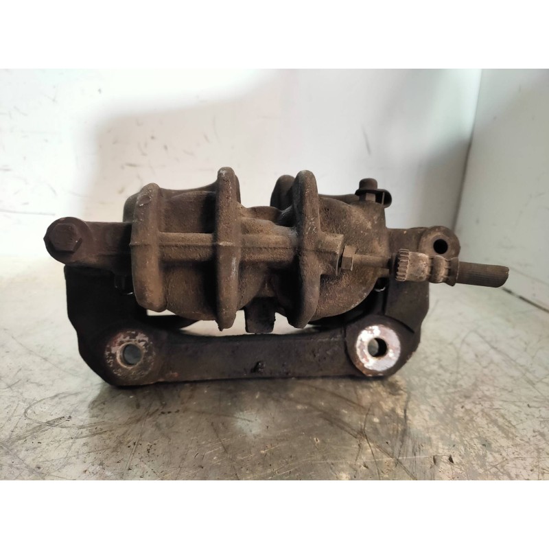 Recambio de pinza freno delantera derecha para fiat scudo combi (272) l1h1 120 multijet (5 pl.) referencia OEM IAM 32331295A  