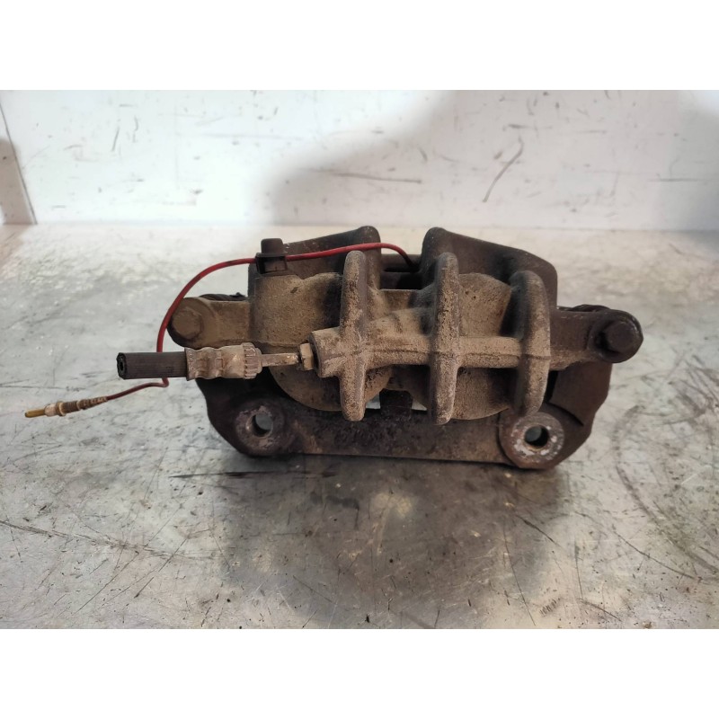 Recambio de pinza freno delantera izquierda para fiat scudo combi (272) l1h1 120 multijet (5 pl.) referencia OEM IAM 32331295A  
