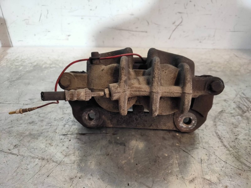 Recambio de pinza freno delantera izquierda para fiat scudo combi (272) l1h1 120 multijet (5 pl.) referencia OEM IAM 32331295A  
