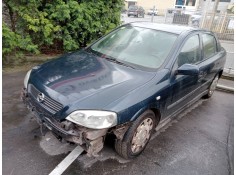 opel astra g berlina del año 2002