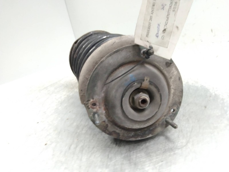Recambio de amortiguador delantero derecho para peugeot 205 berlina referencia OEM IAM   
