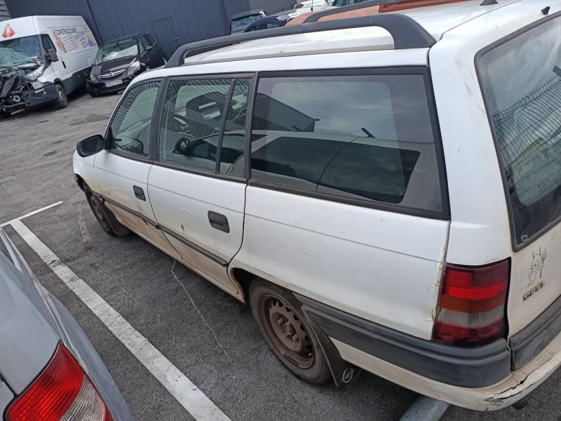 opel astra f caravan del año 1996