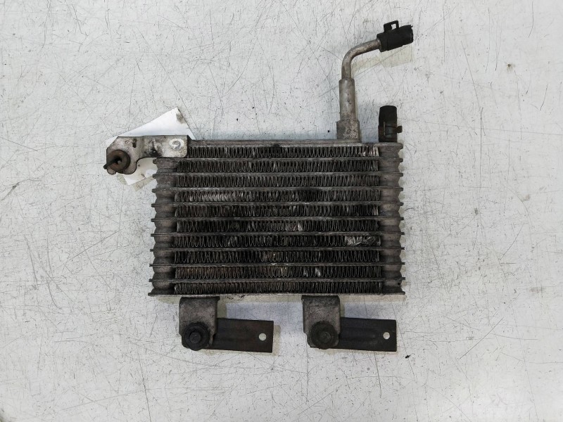 Recambio de radiador aceite para kia sportage 2.0 turbodiesel cat referencia OEM IAM   