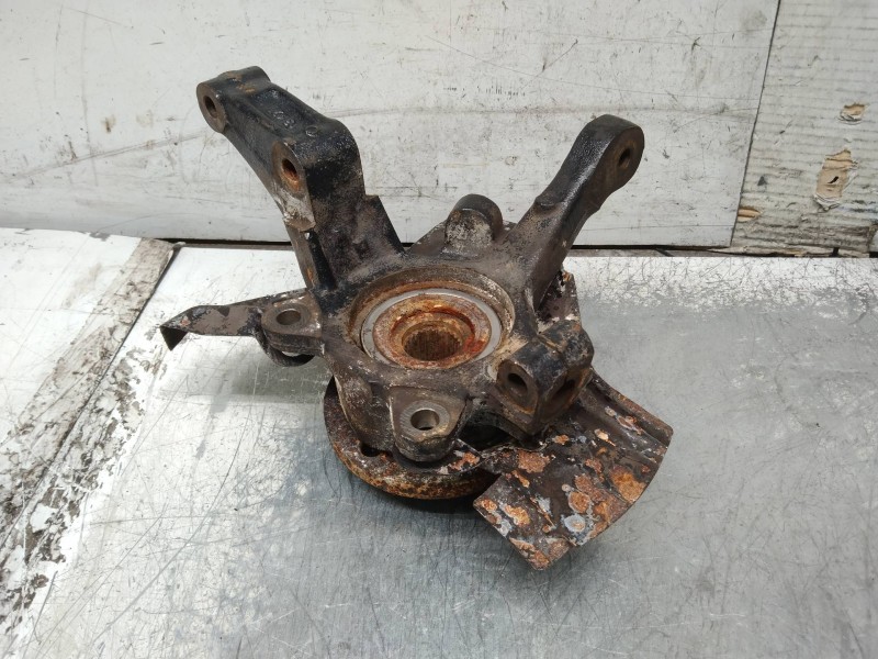 Recambio de mangueta delantera derecha para peugeot expert kombi confort acristaldo (5 asientos) referencia OEM IAM   