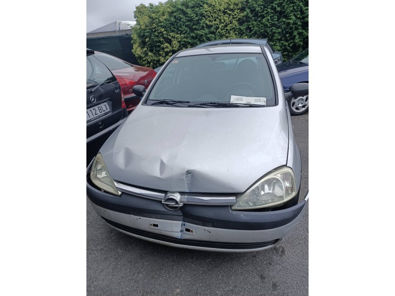 opel corsa c del año 2003