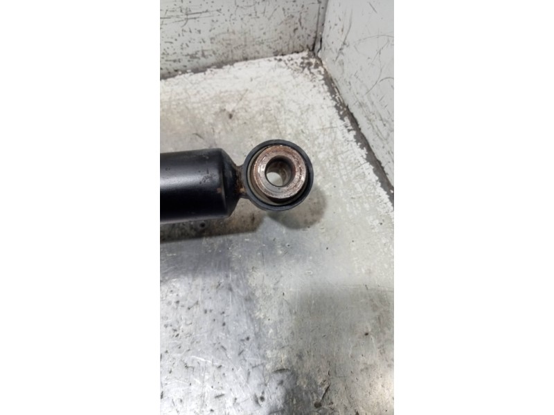 Recambio de amortiguador delantero derecho para peugeot 407 sw st sport pack referencia OEM IAM   