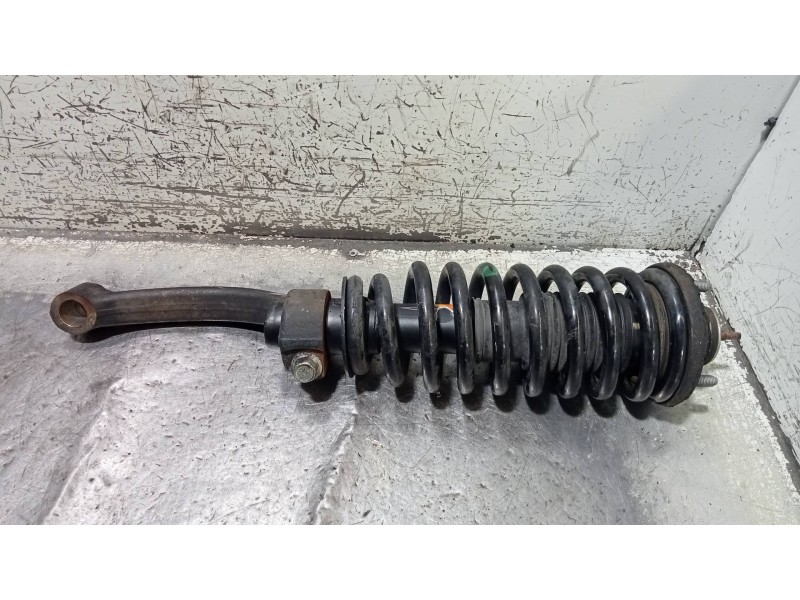 Recambio de amortiguador delantero derecho para ssangyong actyon 200 xdi referencia OEM IAM   