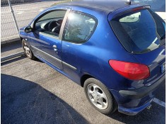 peugeot 206 berlina del año 2001 2