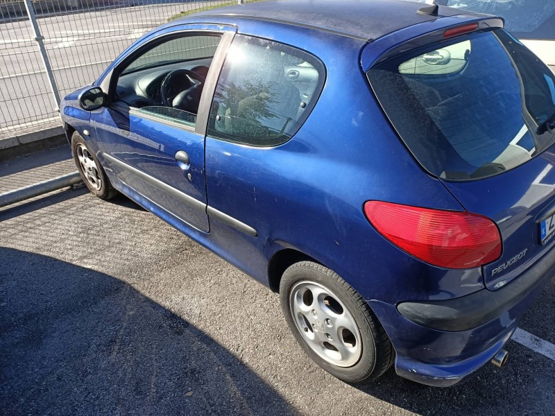 peugeot 206 berlina del año 2001 peugeot 206 berlina del año 2001