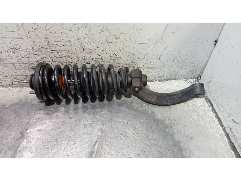 Recambio de amortiguador delantero izquierdo para ssangyong actyon 200 xdi referencia OEM IAM   