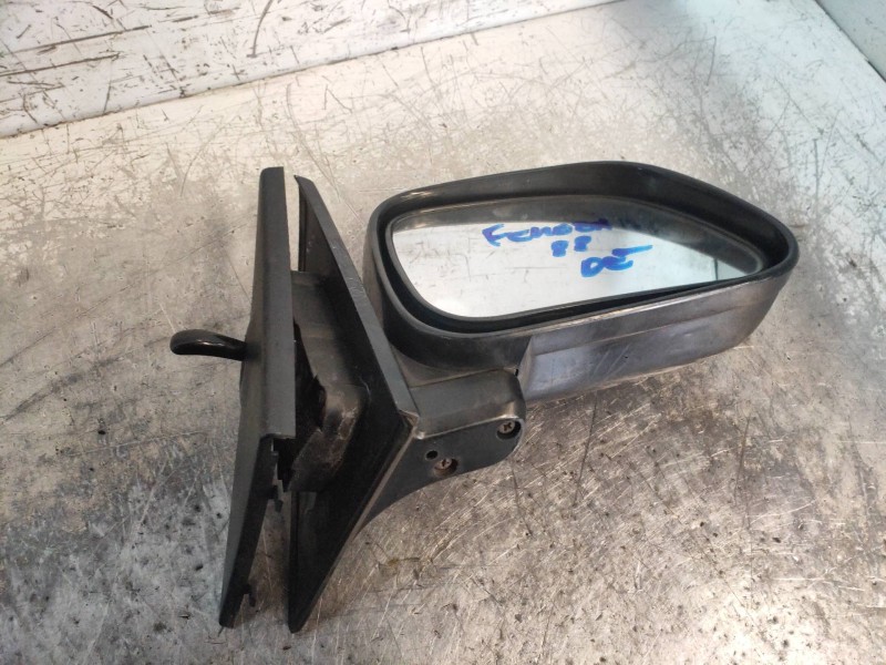 Recambio de retrovisor derecho para daihatsu feroza 1.6 referencia OEM IAM   MANUAL