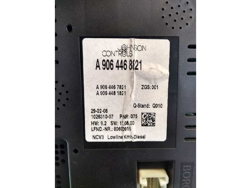 Recambio de cuadro instrumentos para mercedes sprinterii caja cerrada (desde 01.06) 2.1 cdi cat referencia OEM IAM A9064468821 A