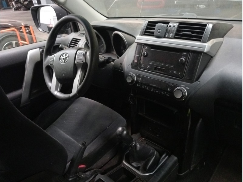 toyota land cruiser (j15) del año 2020