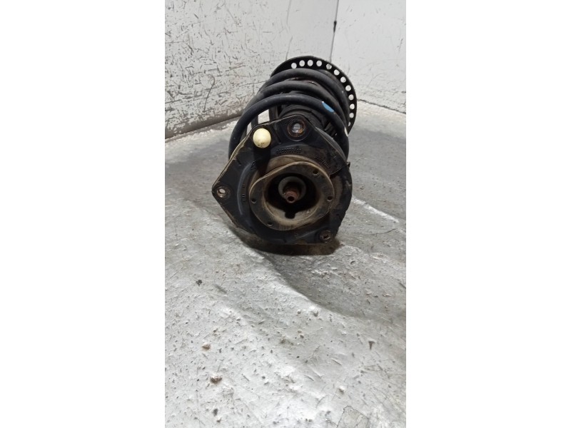 Recambio de amortiguador delantero izquierdo para renault megane ii berlina 3p luxe dynamique referencia OEM IAM 8200335187 0306
