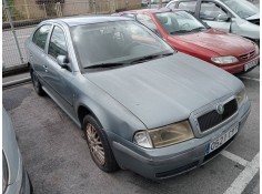 skoda octavia berlina (1u2) del año 2004