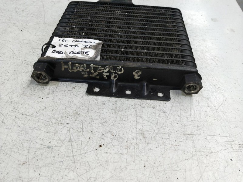 Recambio de radiador aceite para mitsubishi montero (l040) 2.3 turbodiesel referencia OEM IAM 0241003260  