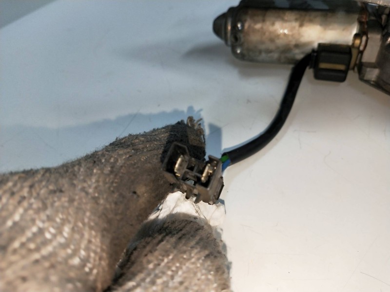 Recambio de elevalunas delantero derecho para ford orion referencia OEM IAM 81AB14553BA 680245003 4P