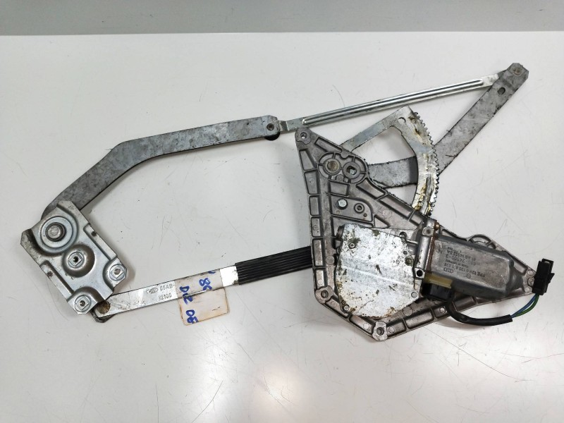 Recambio de elevalunas delantero derecho para ford orion referencia OEM IAM 81AB14553BA 680245003 4P