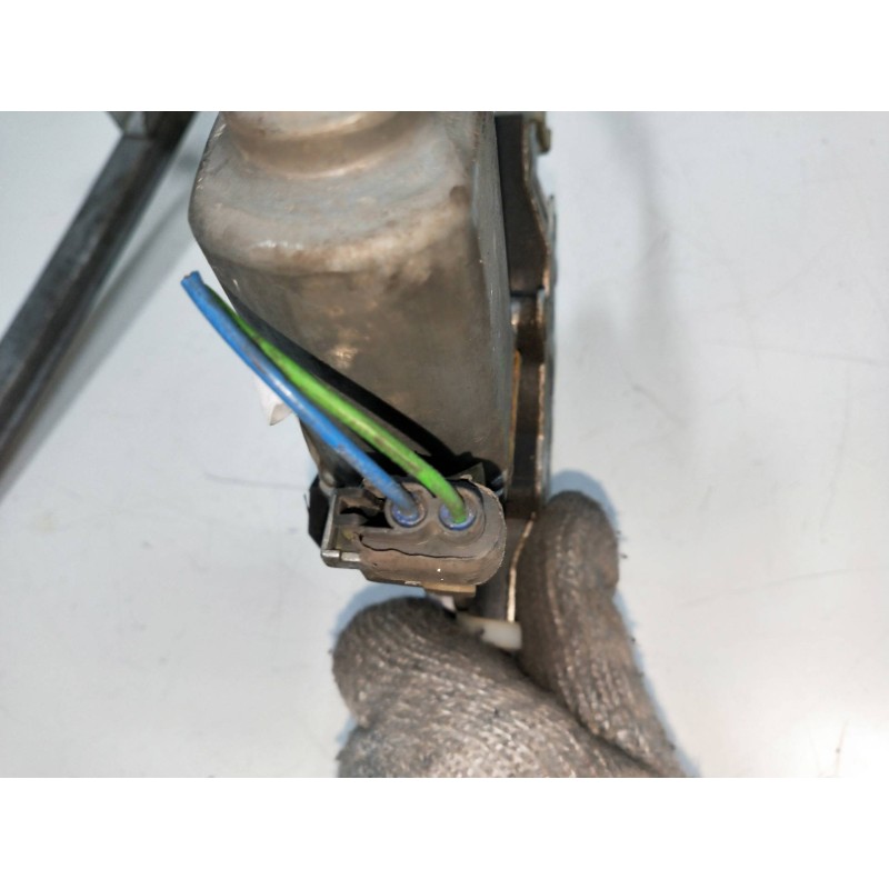 Recambio de elevalunas delantero derecho para ford orion 1.6 cat referencia OEM IAM 91AB14553AB 680186077000 4P