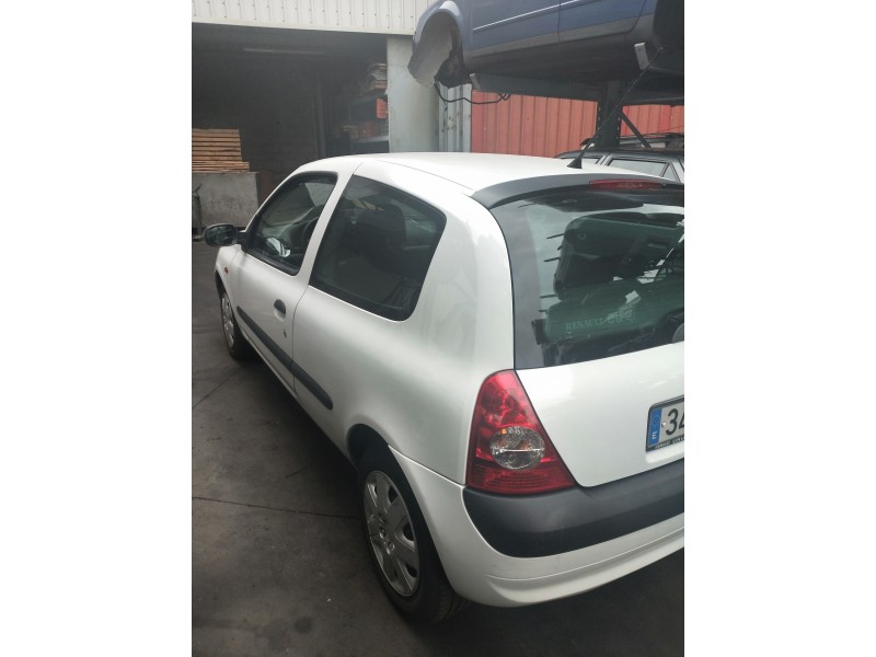 renault clio ii fase ii (b/cb0) del año 2002