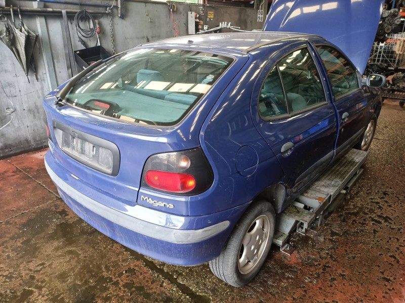 renault megane i berlina hatchback (ba0) del año 1999