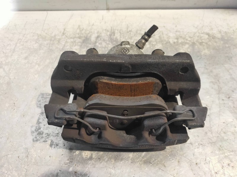 Recambio de pinza freno delantera derecha para renault megane iii berlina 5 p style referencia OEM IAM   