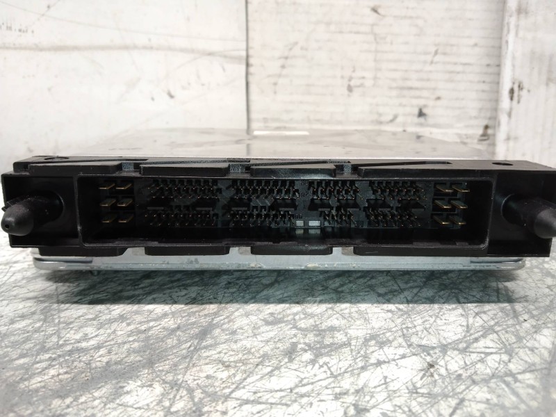 Recambio de centralita motor uce para volvo s60 berlina 2.4 cat referencia OEM IAM MB0797009540 30684877A LG2