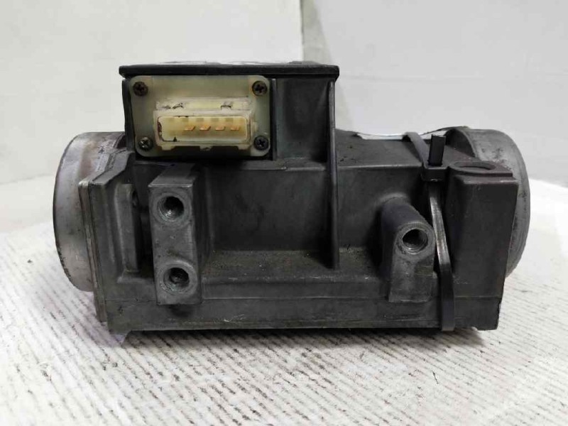 Recambio de caudalimetro para audi a6 avant (c4) 2.5 tdi referencia OEM IAM 0281002074 4AO133471 BOSCH